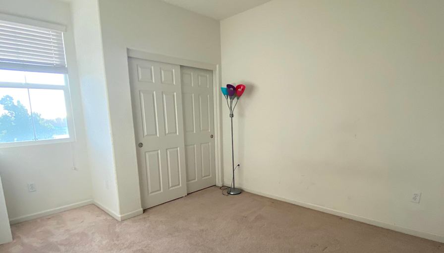 Golden Gate Rentals's room