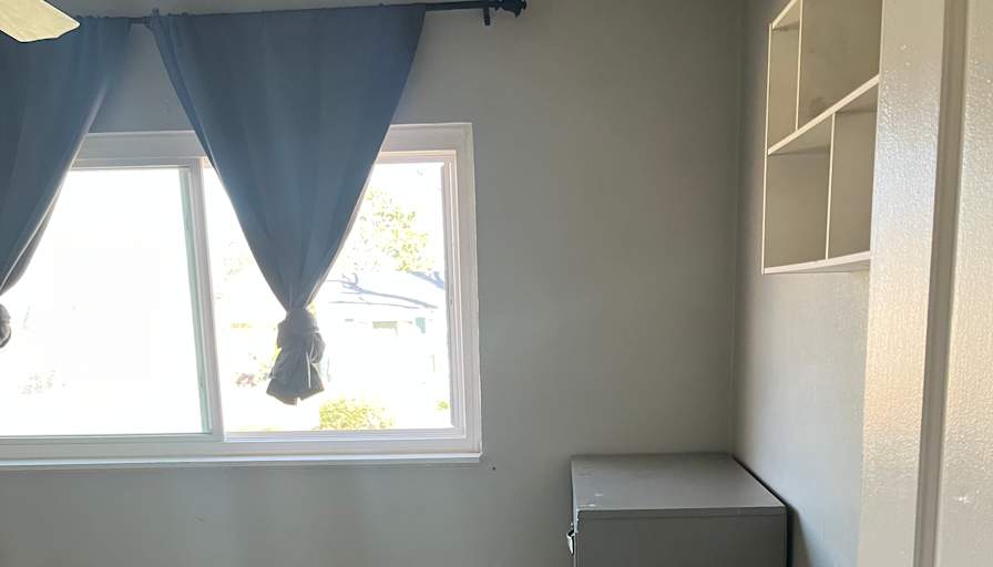 Tia's room