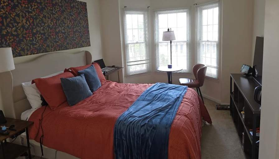 Sunny's room