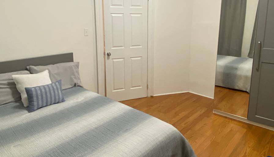 Enrico's room