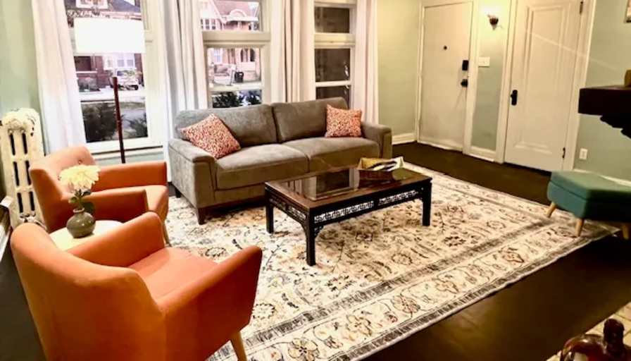 Fully furnished room's room