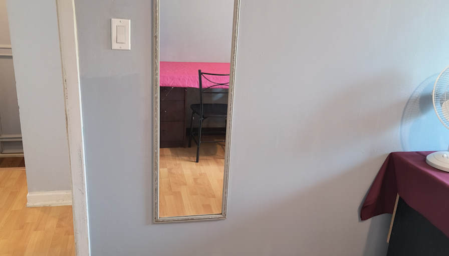 Xian's room