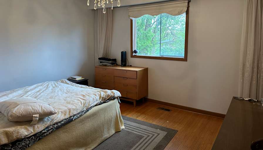 Berk's room