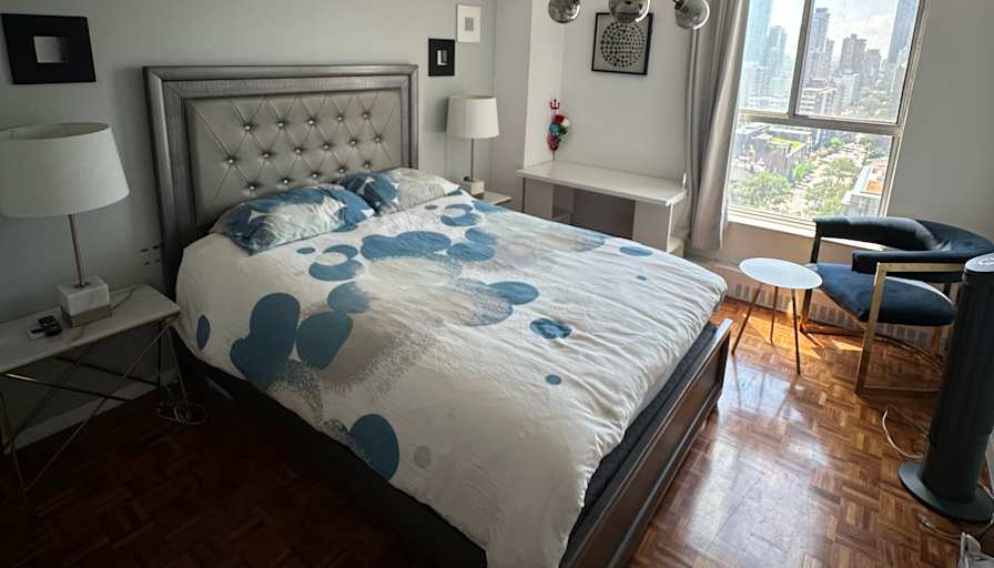 Iman's room