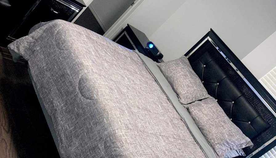 Mela King's room