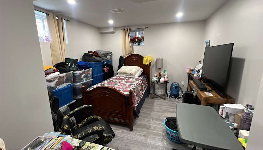Ender Morali's room
