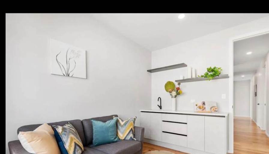 sukhdeep singh's room