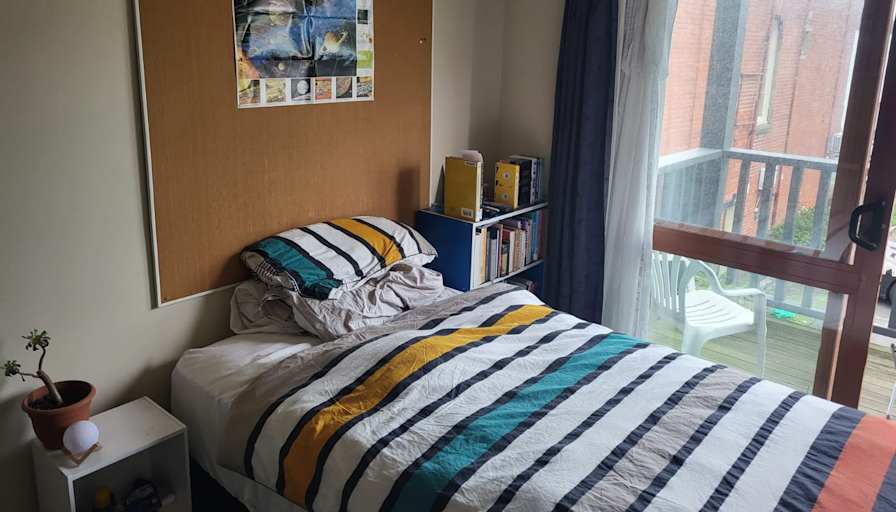 Roshan's room