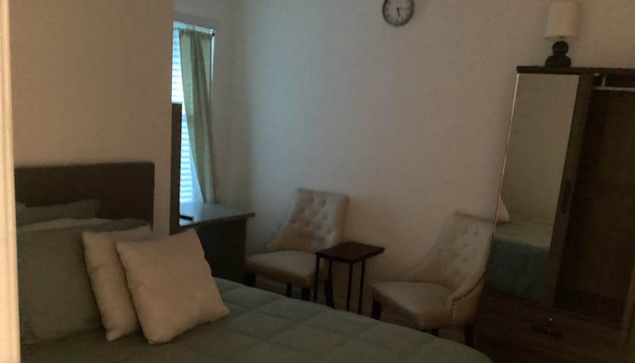 Betrece's room