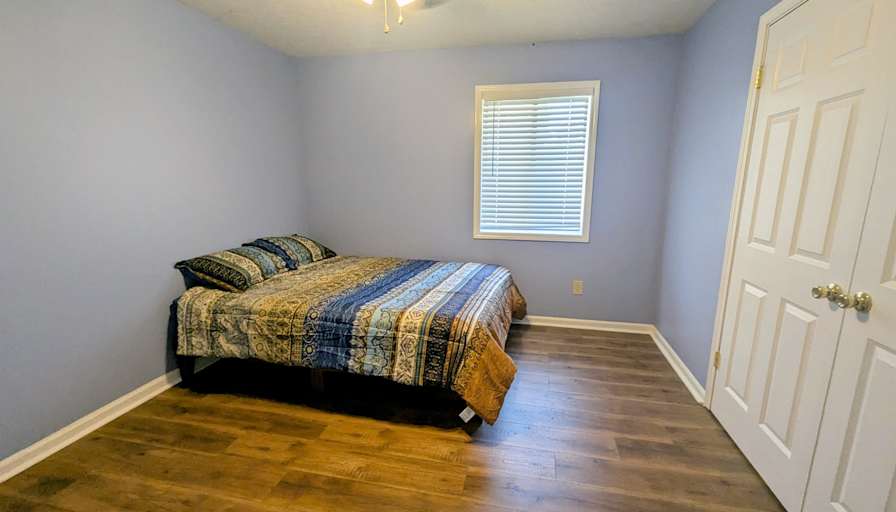Apple House Living's room