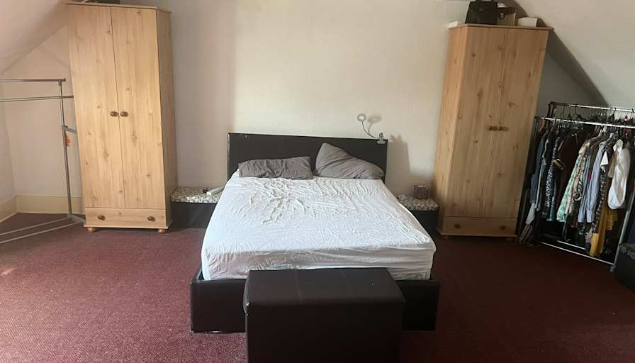 Mari's room