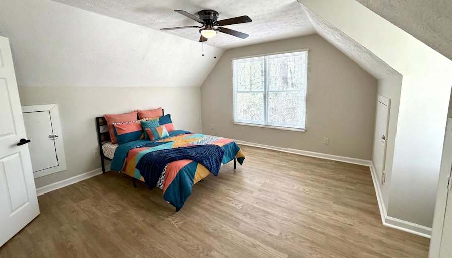 PadSplit's room
