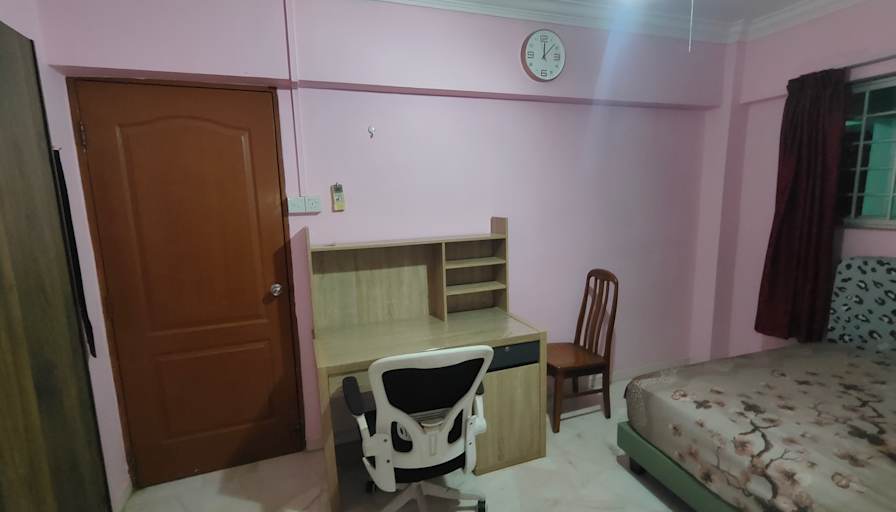 Farooq's room