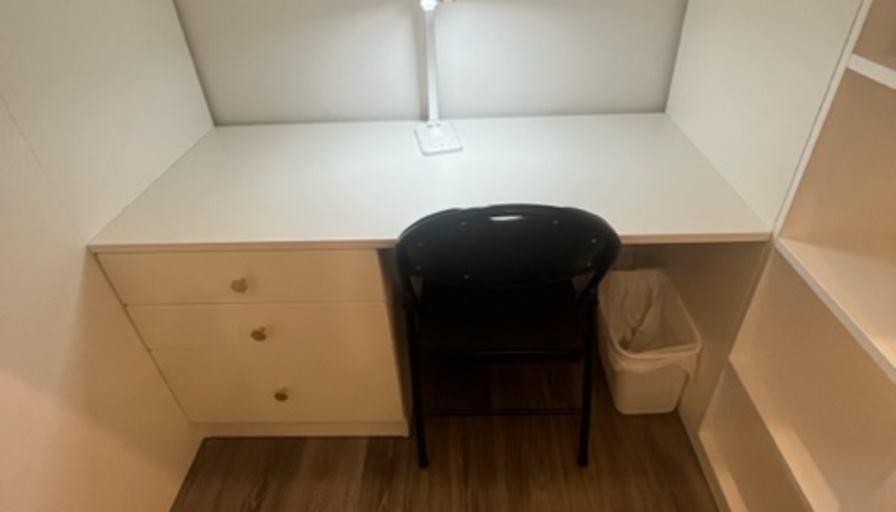 Oliver's room