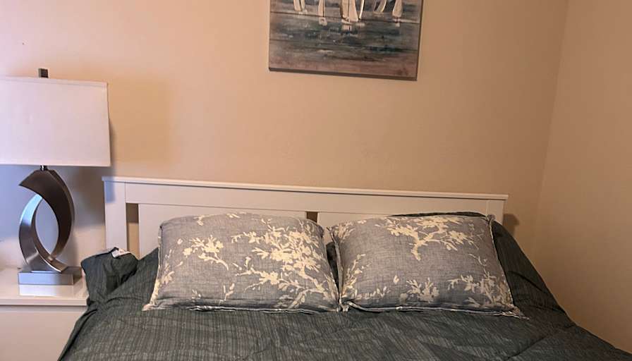 SANDRA JULIANA AMADO's room