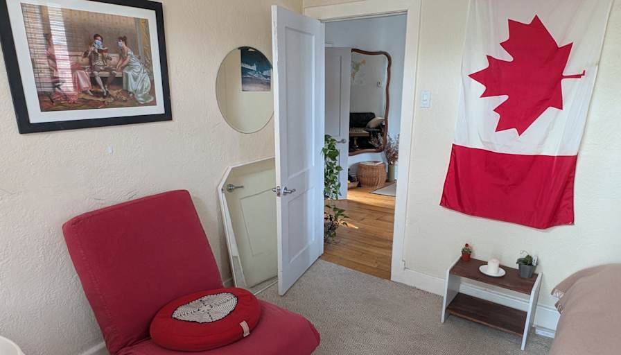 Jonathan Rogers's room