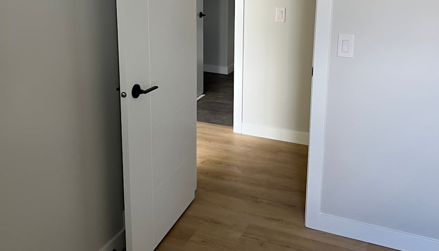 R's room