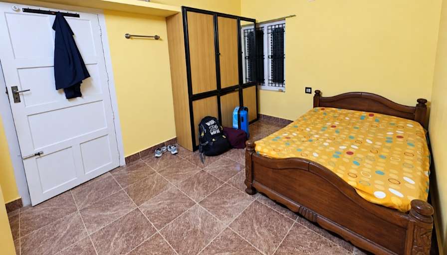 Anshif's room