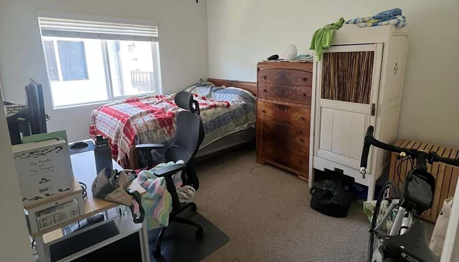 Davon's room