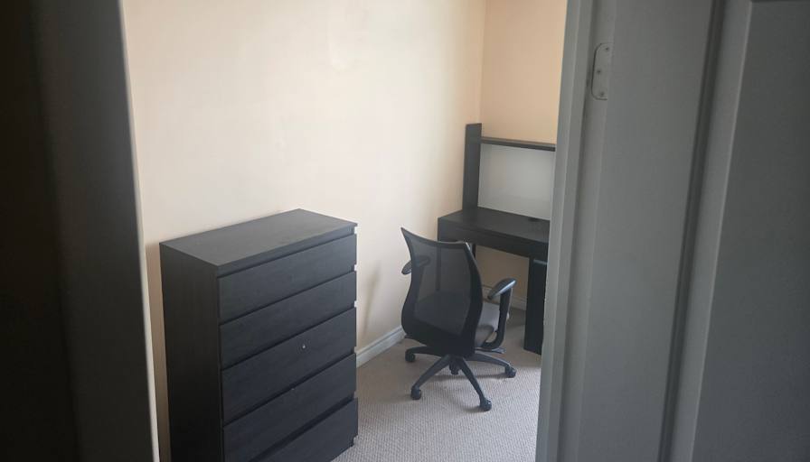 Vic's room