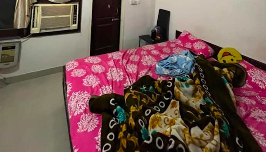Jiya Thakur's room
