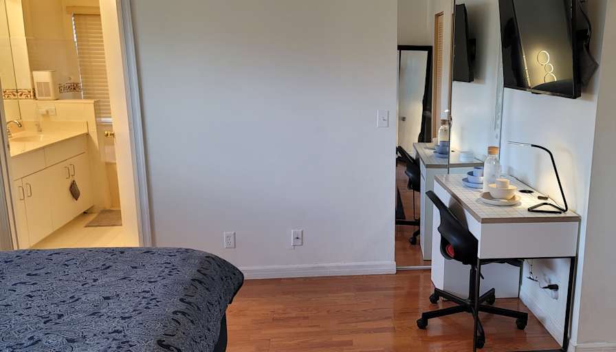 Nikhil Jyothi Shetty's room