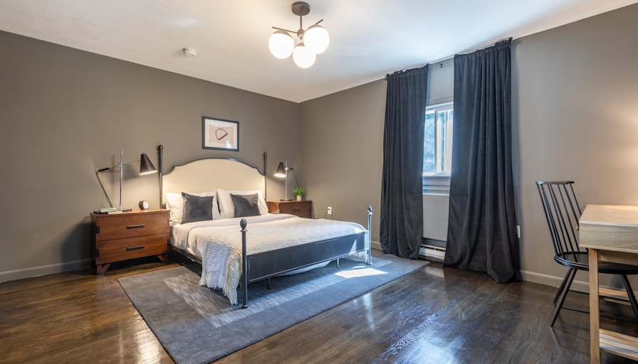Sam June's room