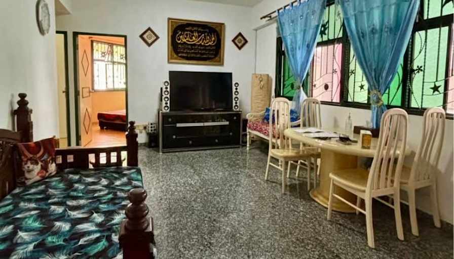 Nastro's room