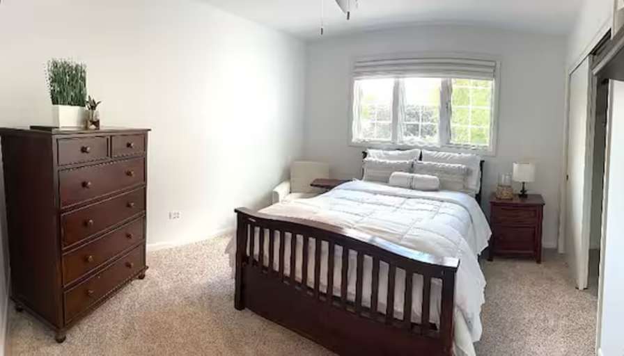 Sam's Company Holdings's room