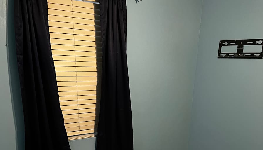 Anne's room