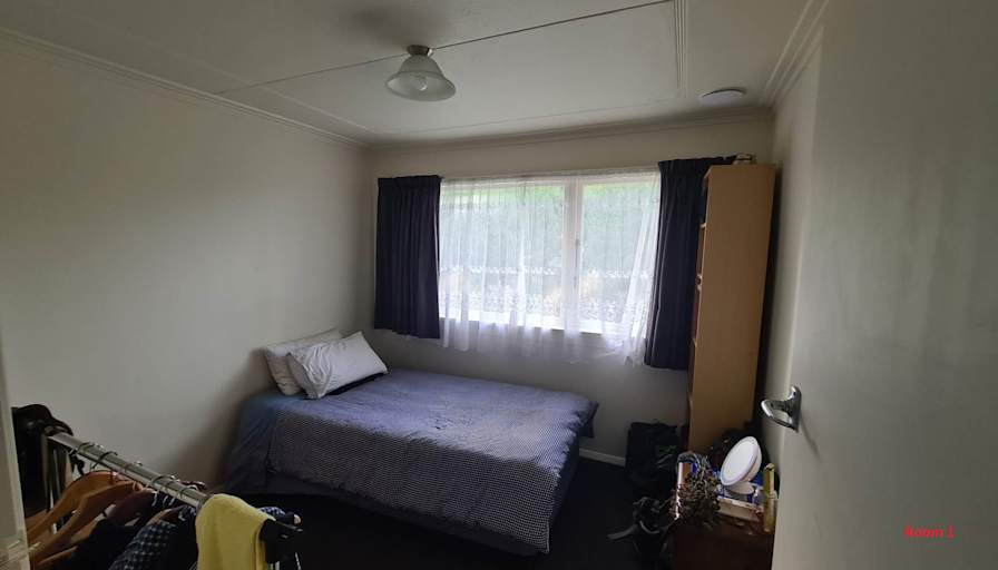 Noel's room