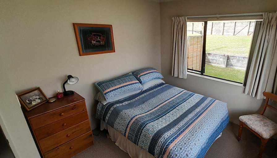 Duncan and Prue's room