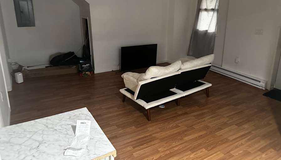 Castor's room