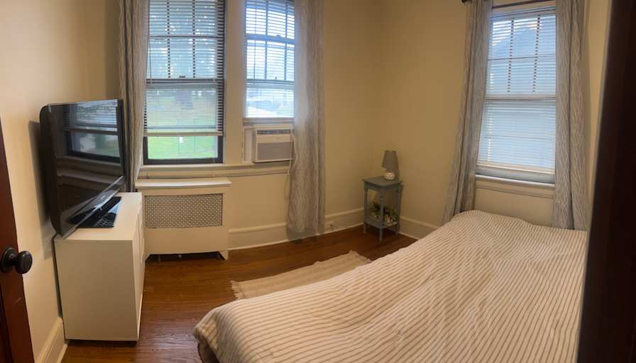 Sol's room