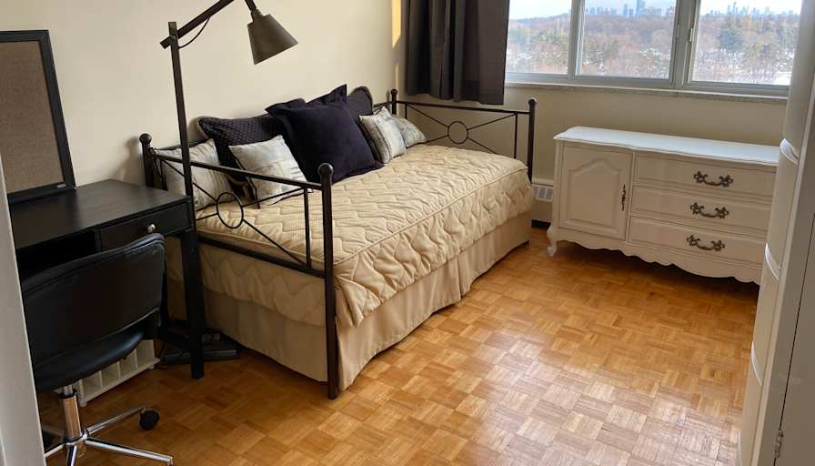 Cher's room