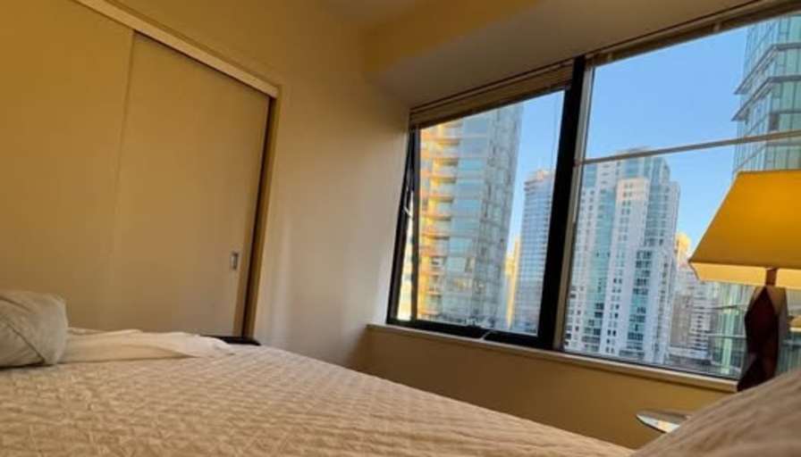 Van House's room