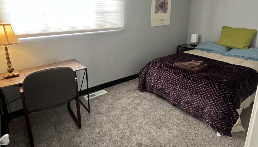 Yun's room