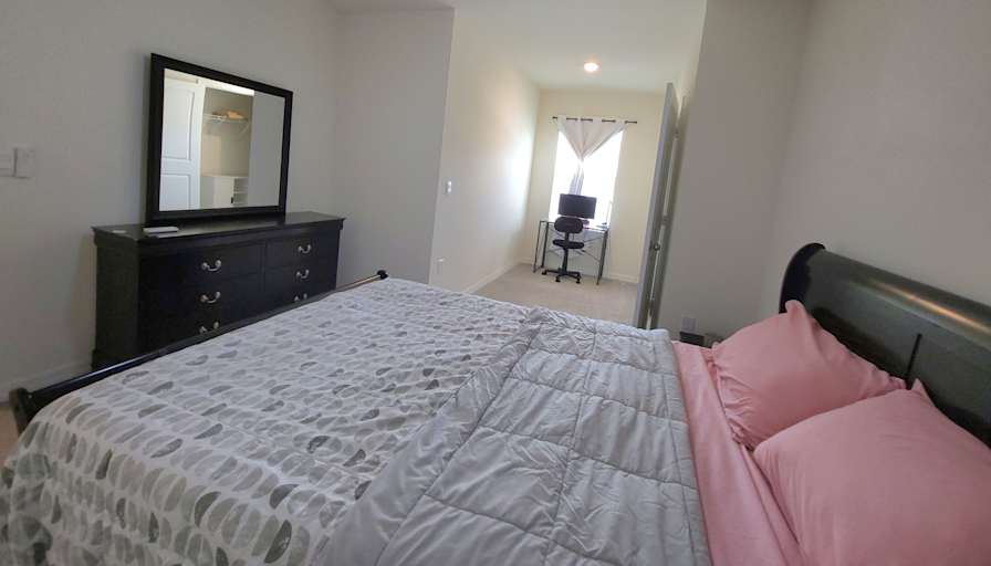 Neems's room