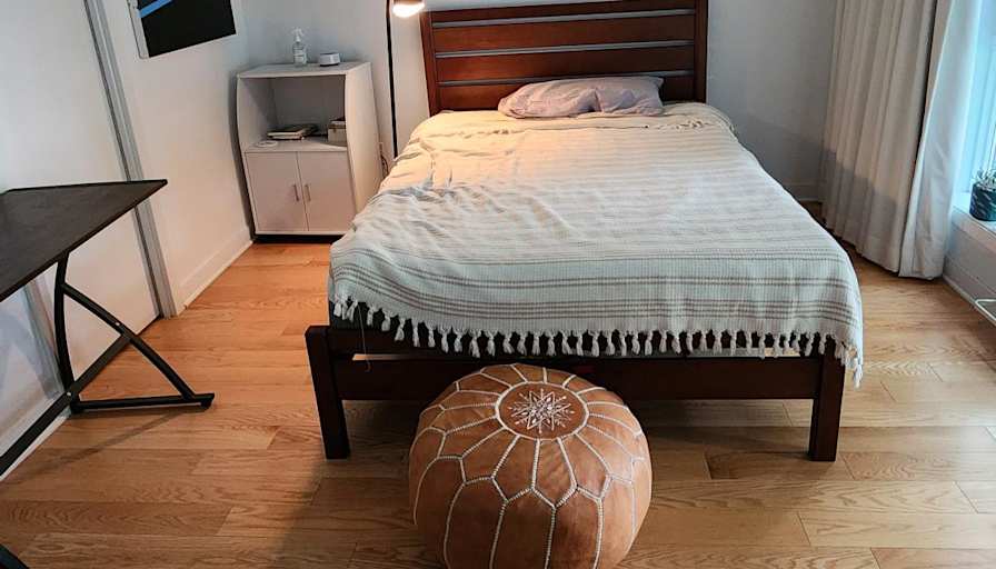 Nida's room