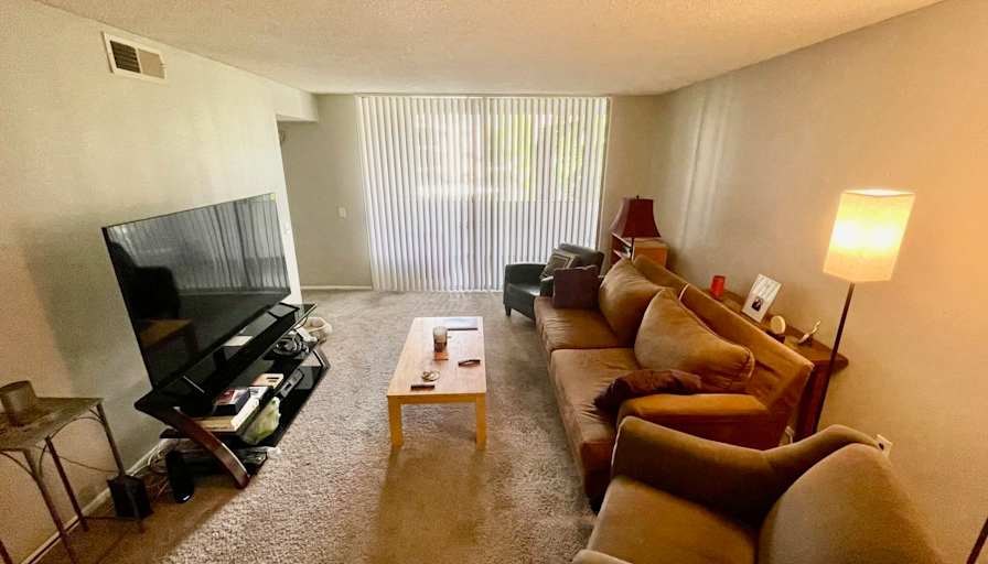 Manuel's room