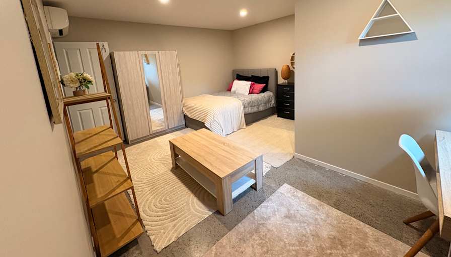 Kate's room