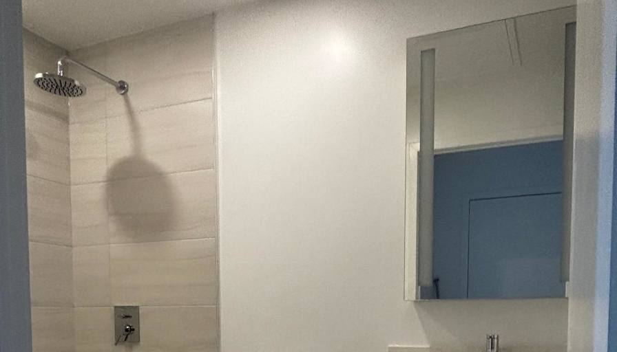Heidy Nailed Valero's room