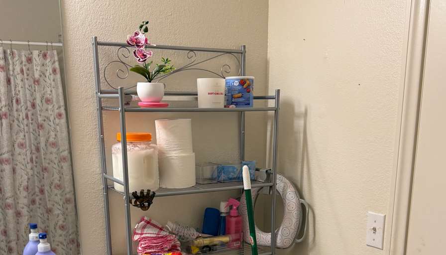 Gustavo's room