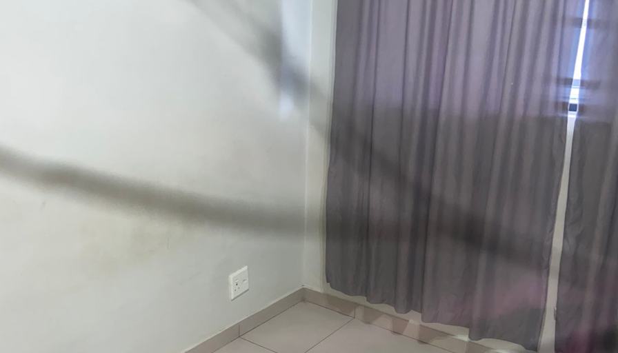 Alexo's room