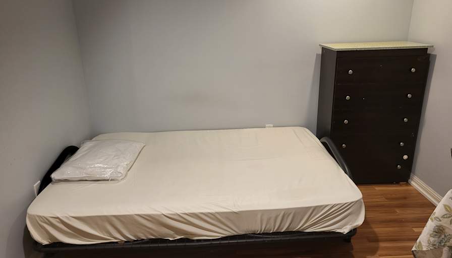 Shan's room