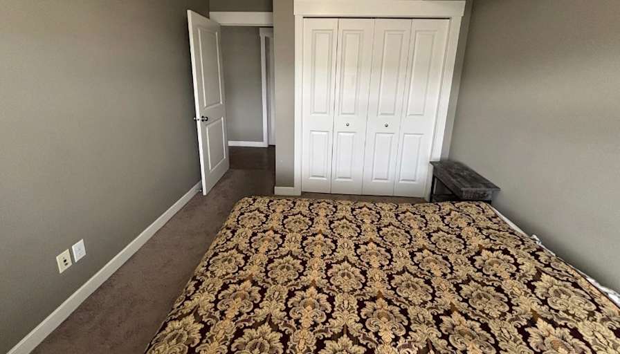 Calton's room