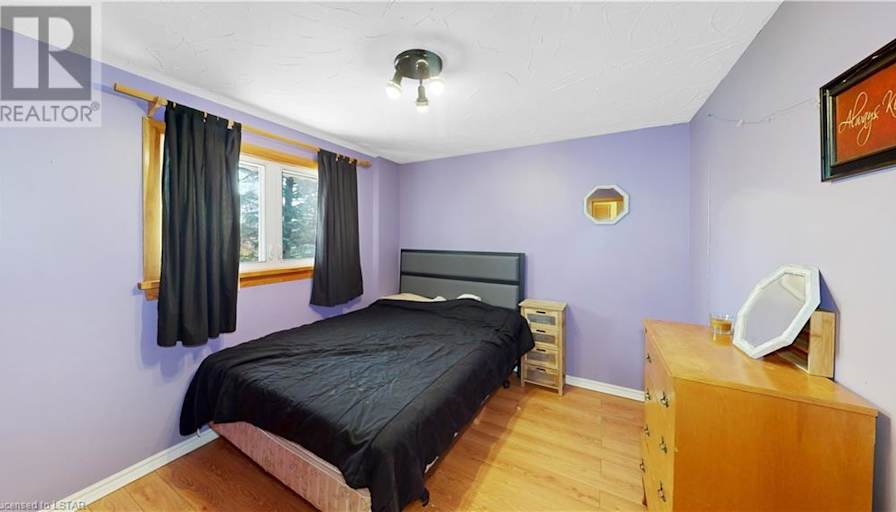 Larry's room