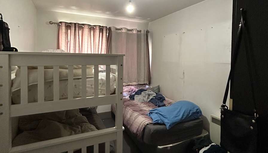 Riki's room