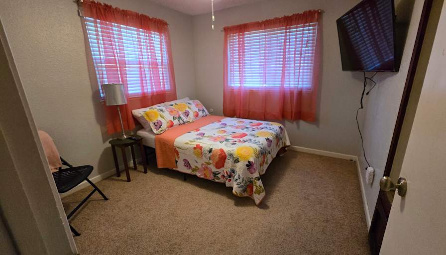 June Islas-Gomez's room