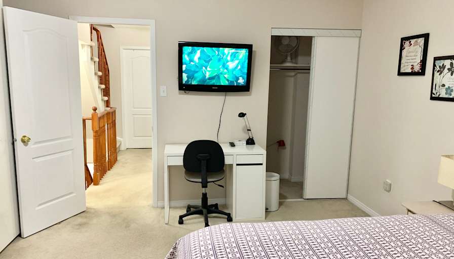 Mark Kay's room